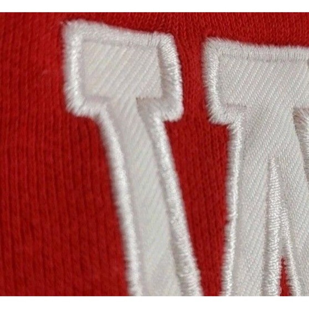 Wisconsin Badgers Crewneck Sweatshirt Red NCAA Adult Size XL - Picture 9 of 9